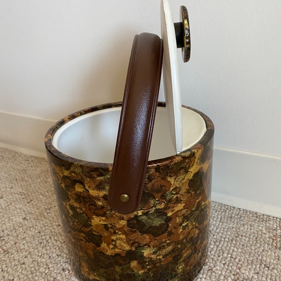 Ice Bucket faux tortoise shell vinyl  in brown, gold and white with lid, VTG '70 - Picture 2 of 5